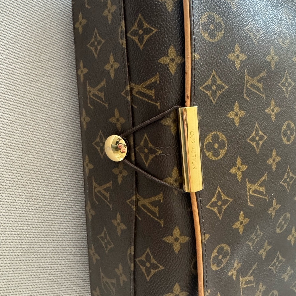 Louis Vuitton monogram abbesses bag - Picture 10 of 12